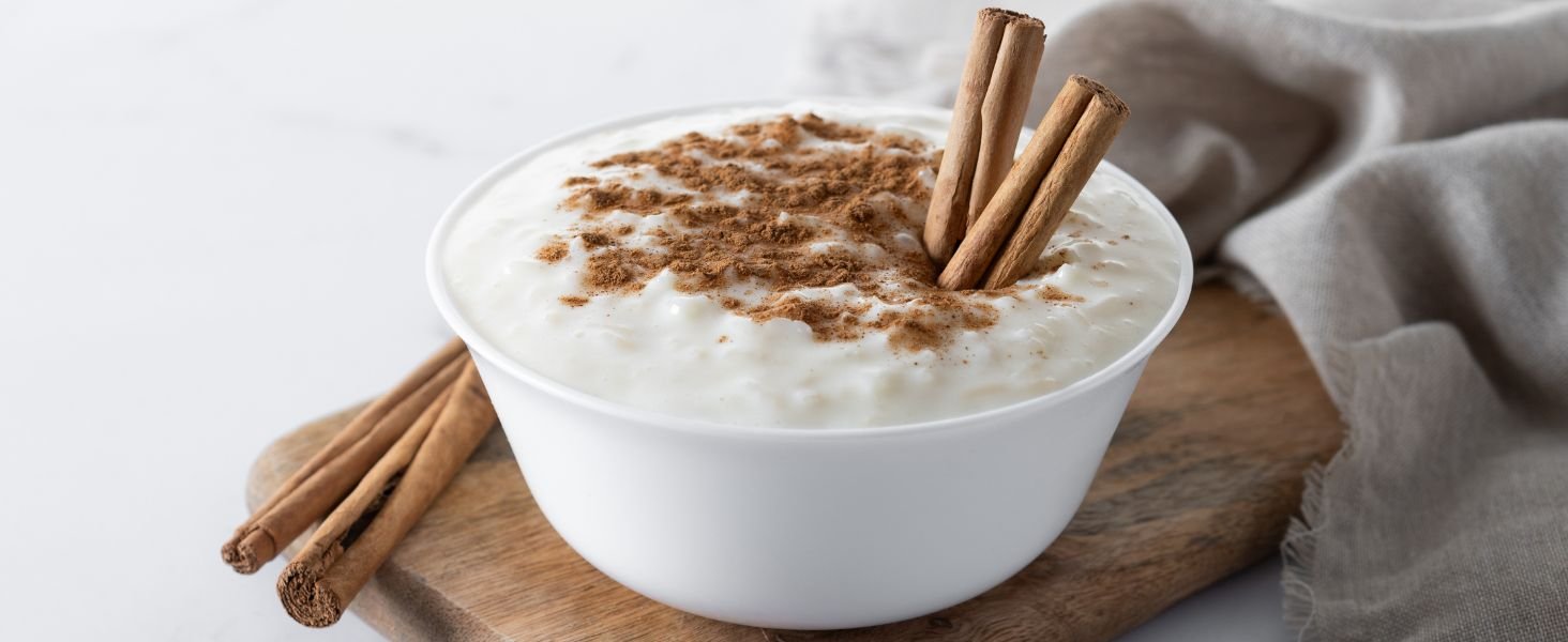 Duftender Zimt-Milchreis mit OmVeda BIO Zimtstangen